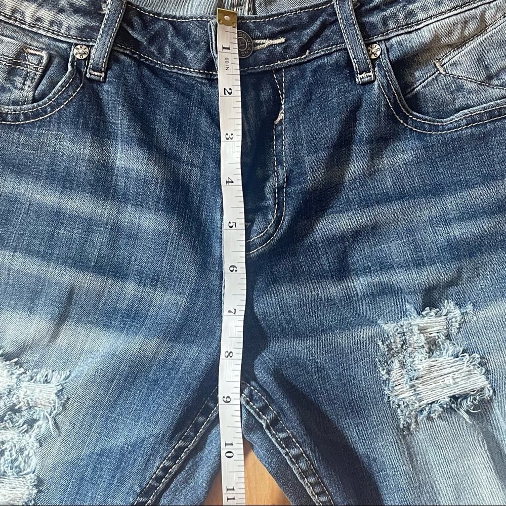 VIGOSS- THE THOMPSON TOMBOY -DISTRESSED JEANS - Picture 7 of 10
